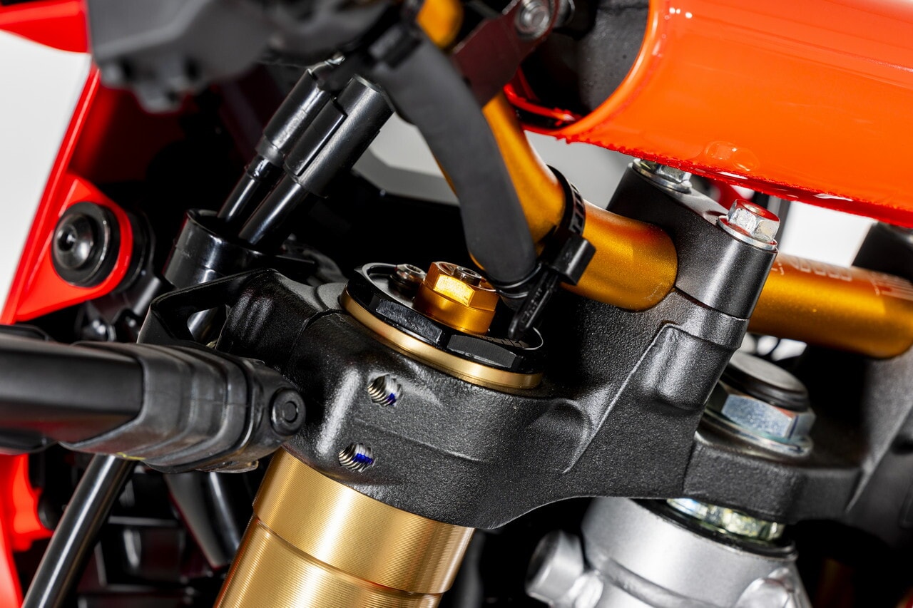 Honda, svelata la nuova CRF300L RED EDITION: le foto