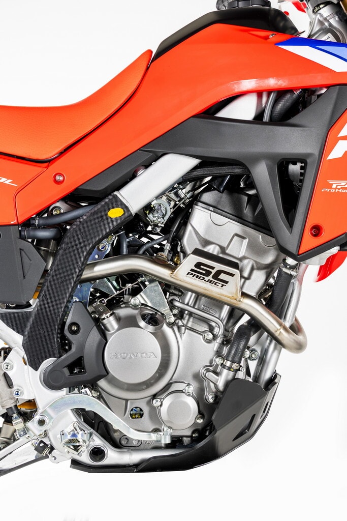 Honda, svelata la nuova CRF300L RED EDITION: le foto
