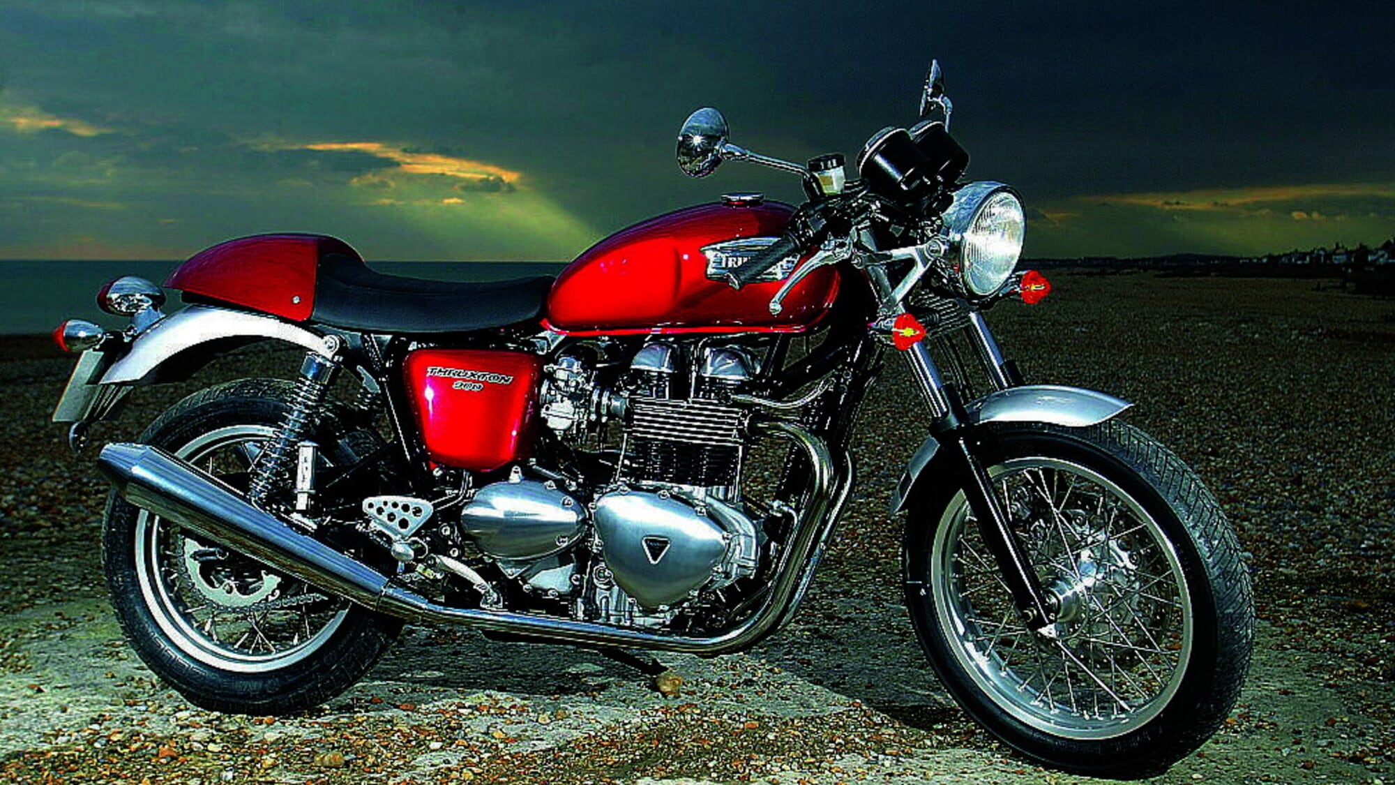 Triumph Thruxton, la storia: dalle gare endurance alla café racer simbolo di un’epoca
