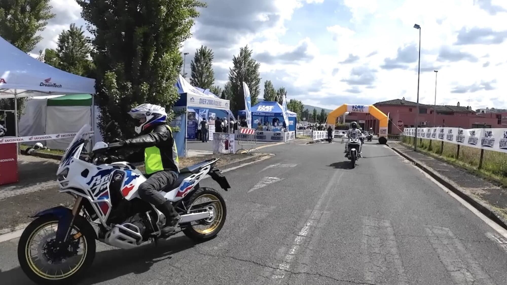 Adventourfest al Mugello: due giorni tra test ride, sterrati e passione adventure