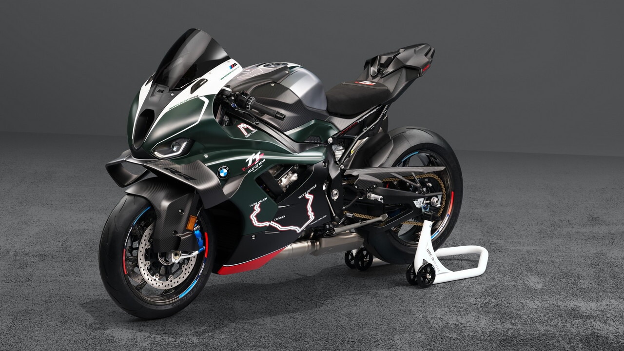 BMW M RR Isle of Man TT : le foto della SBK in edizione limitata