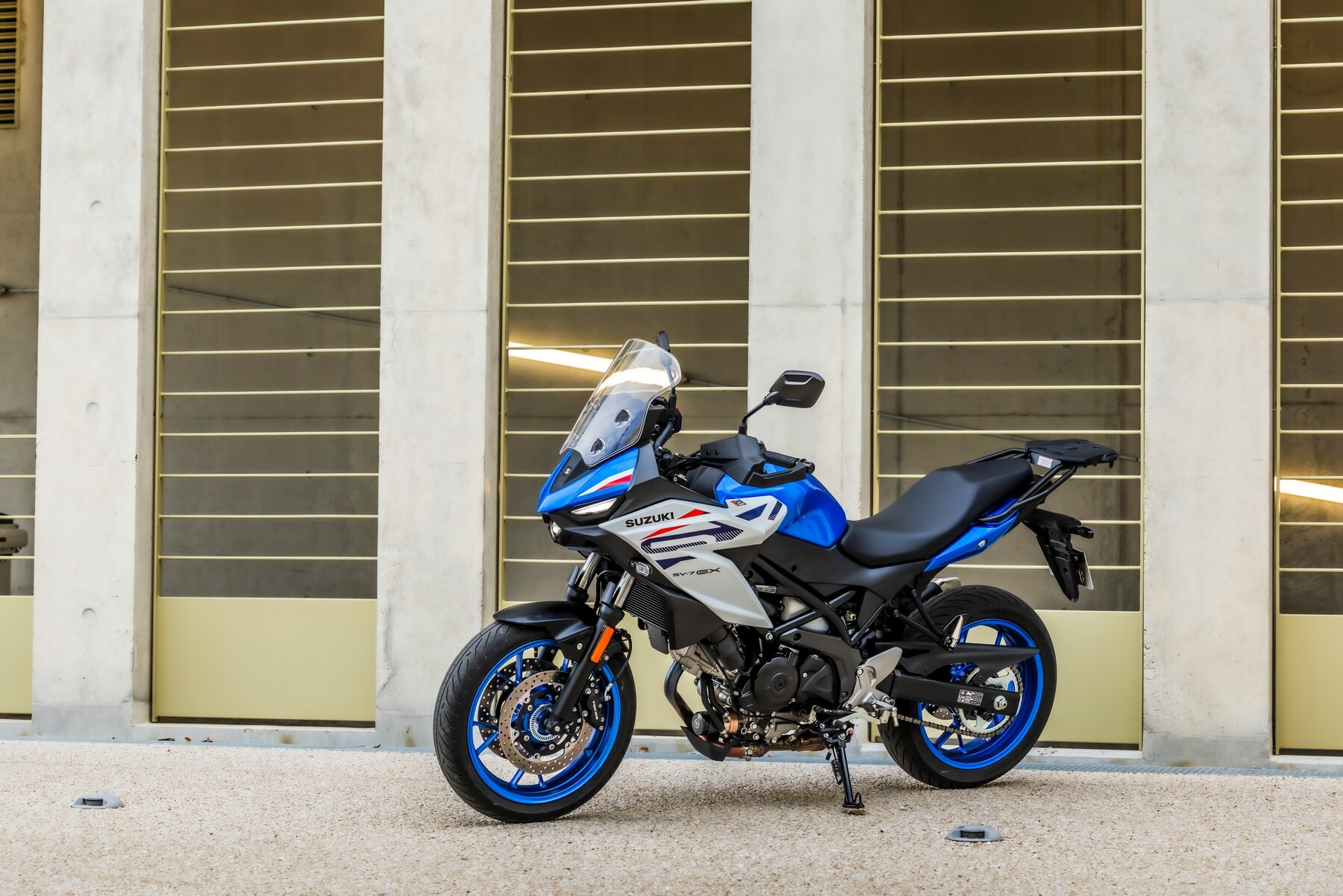 Suzuki SV-7GX: la gallery del test