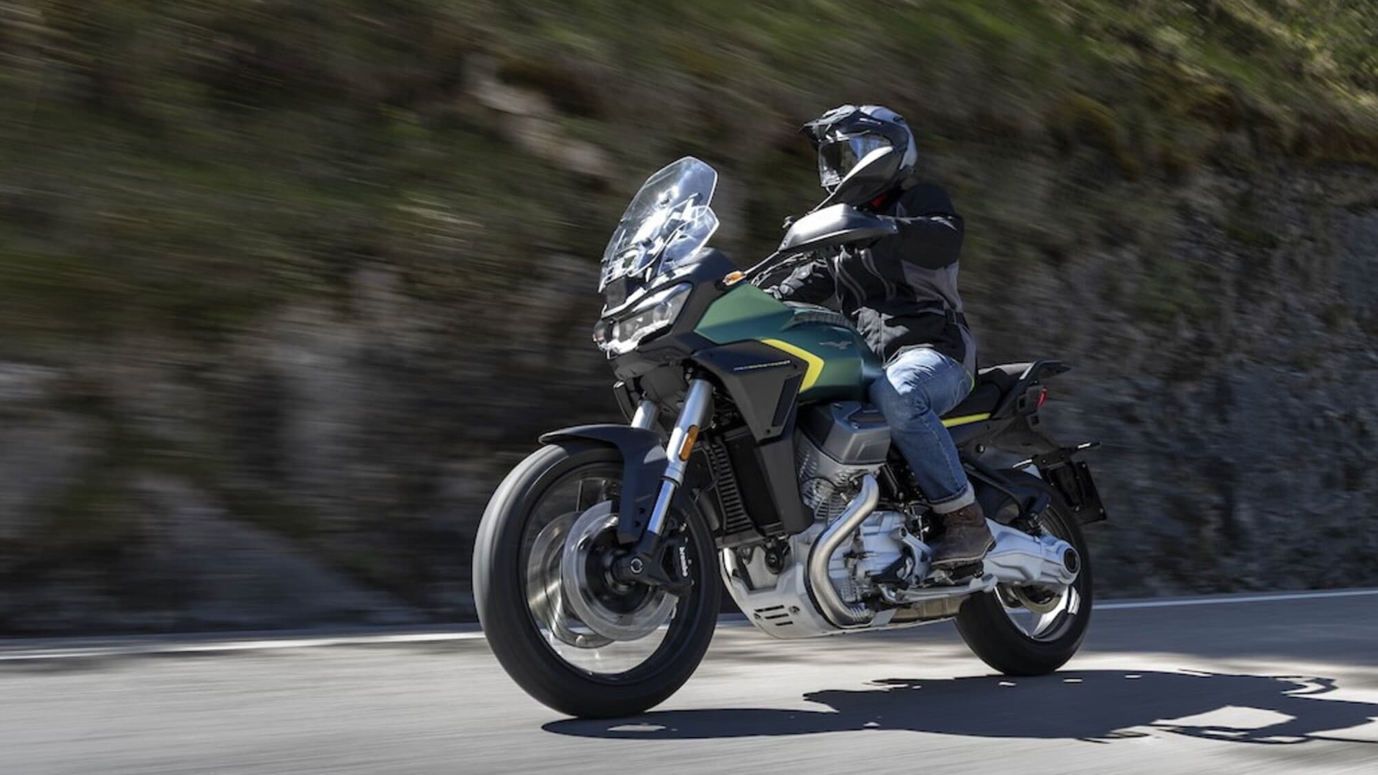 Aprilia e Moto Guzzi: a luglio offerte Super Summer