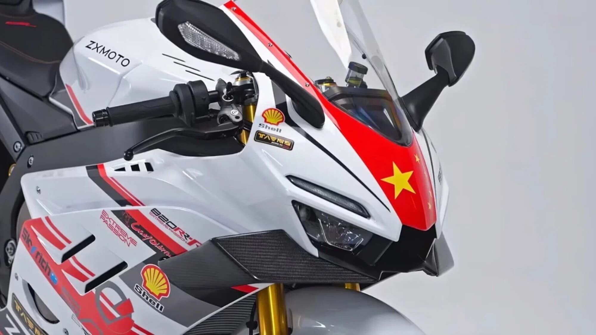 ZXMoto non venderà le 820 RR a chi ha meno di un anno di esperienza