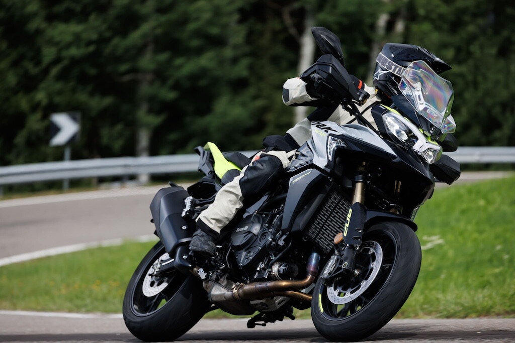Benelli TRK 902 Stradale: le foto della prova
