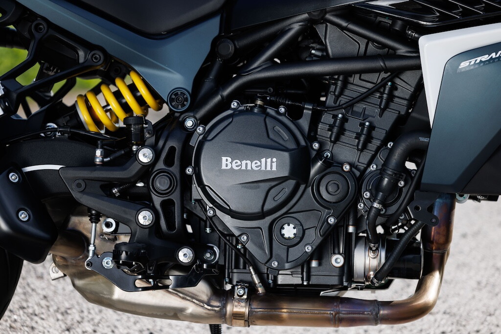 Benelli TRK 902 Stradale: le foto della prova