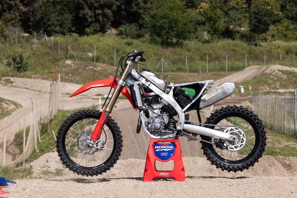 Honda CRF450R my2027: le foto della prova