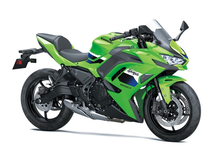 Kawasaki Ninja 650 2027, più sportiva e affilata: le FOTO