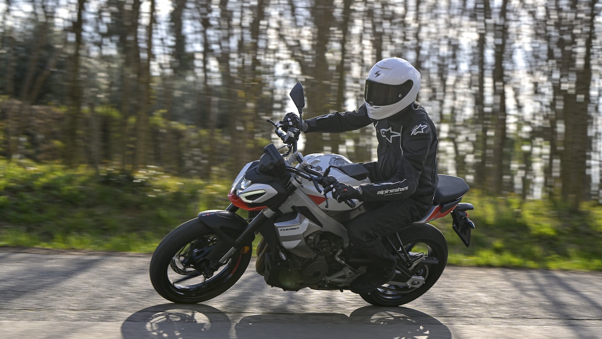 Aprilia Tuono 457: per chi è (e per chi non è)