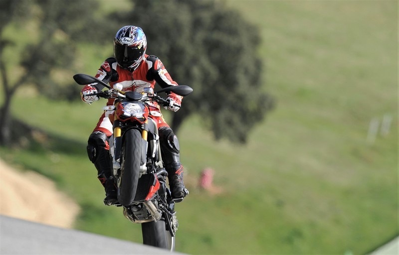 Rewind, Ducati Streetfighter 1098: la "bruciasemafori"