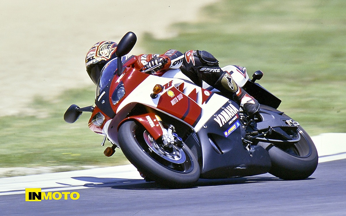 Rewind,Yamaha YZF-R7: libidine da SBK