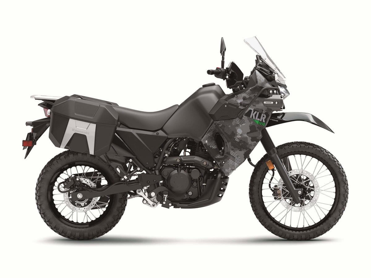 Un mito Kawasaki che torna: ecco la nuova KLR 650
