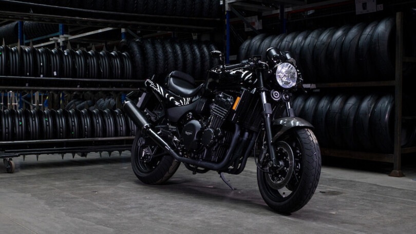 Triumph Speed Triple 1200: storia di una streefighter all'inglese