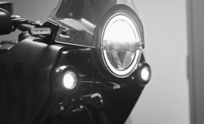 Husqvarna Norden 901, la presentazione è vicina