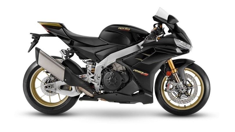 Aprilia RSV4 Factory: grinta "nero e oro" con la Ultra Dark 2022