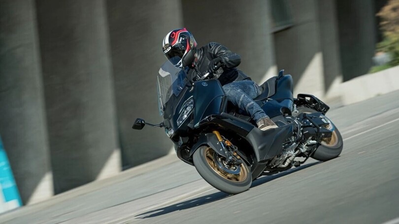 Fuori dai denti, Yamaha TMAX: amato, odiato... un'alternativa