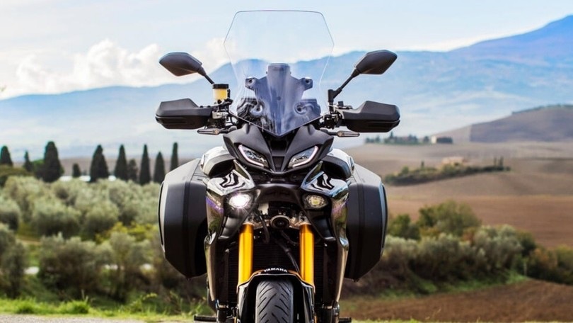 Yamaha Tracer 9 GT 2023: in arrivo il cruise control adattivo