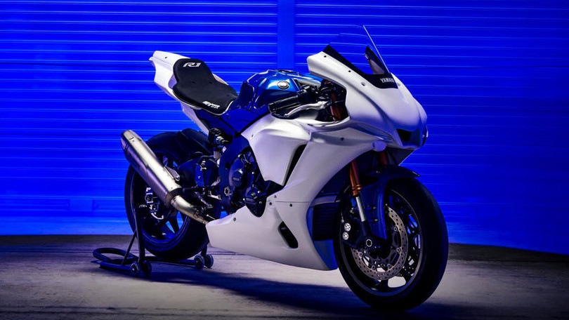Yamaha R1 GYTR 2023: una SBK per divertirsi in pista