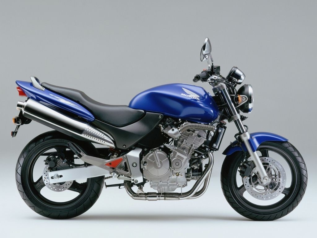 La Honda Hornet sta per tornare: la storia del calabrone giapponese