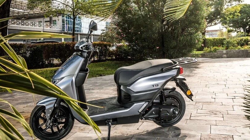 Yadea T9L Plus "dura" di più: con doppia batteria (inclusa)