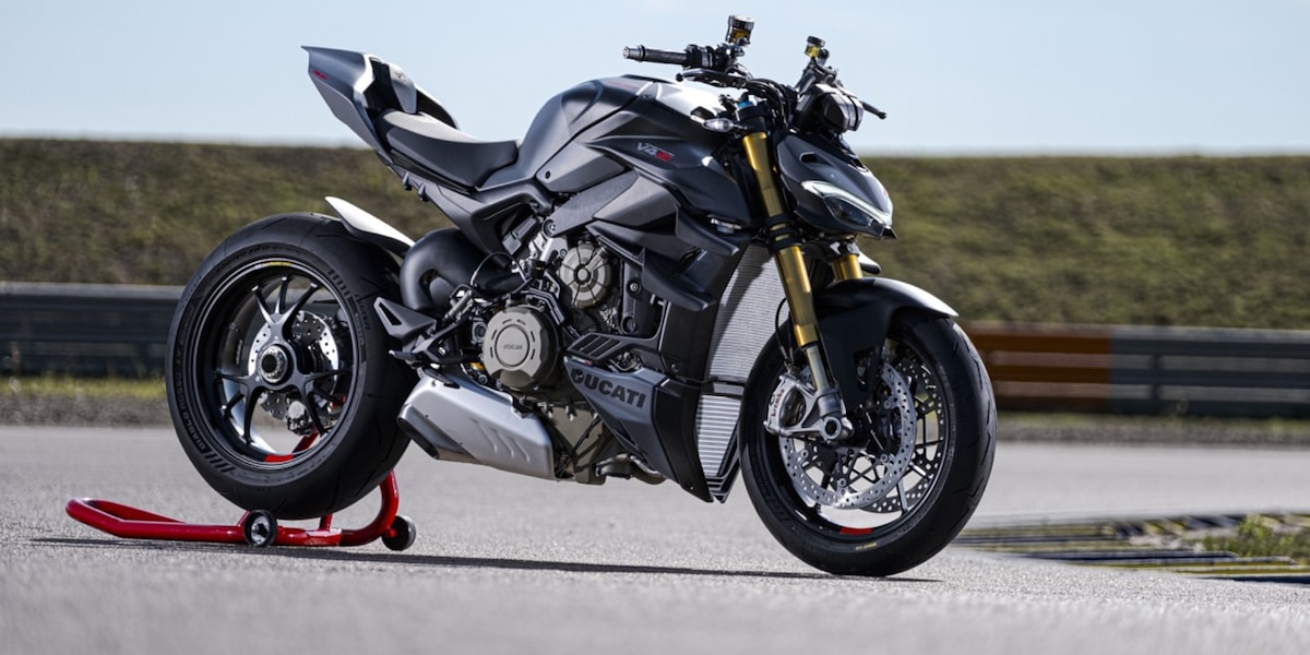 Ducati Streetfighter V4: novità sottoveste per il 2023
