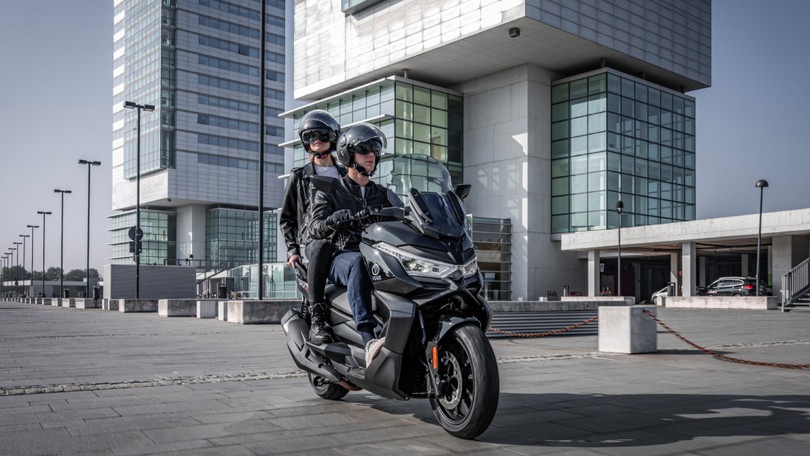 Sfida RS4, il primo scooter Voge strizza l'occhio alla sportività