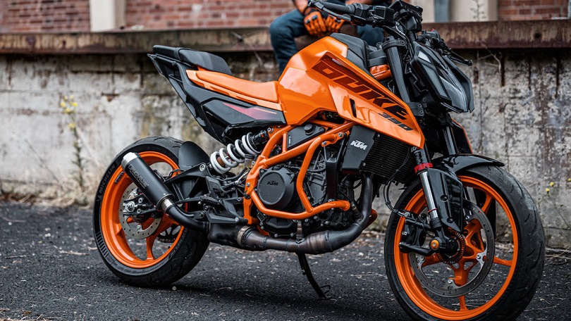 KTM 390 Duke 2024: più grinta e centimetri cubi
