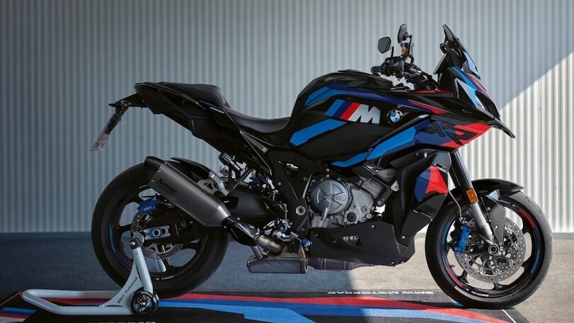 BMW M 1000 XR: la SBK da lunghe distanze