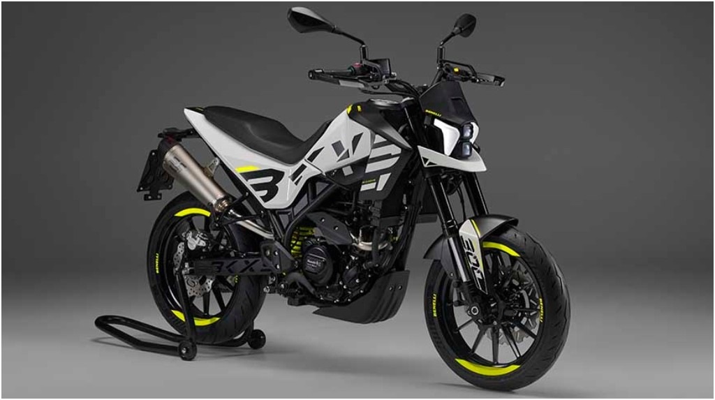 Benelli BKX 300 S: arriverà nelle concessionarie in estate