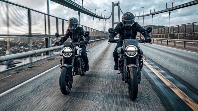 Nuove Husqvarna Svartpilen e Vitpilen, cambia tutto