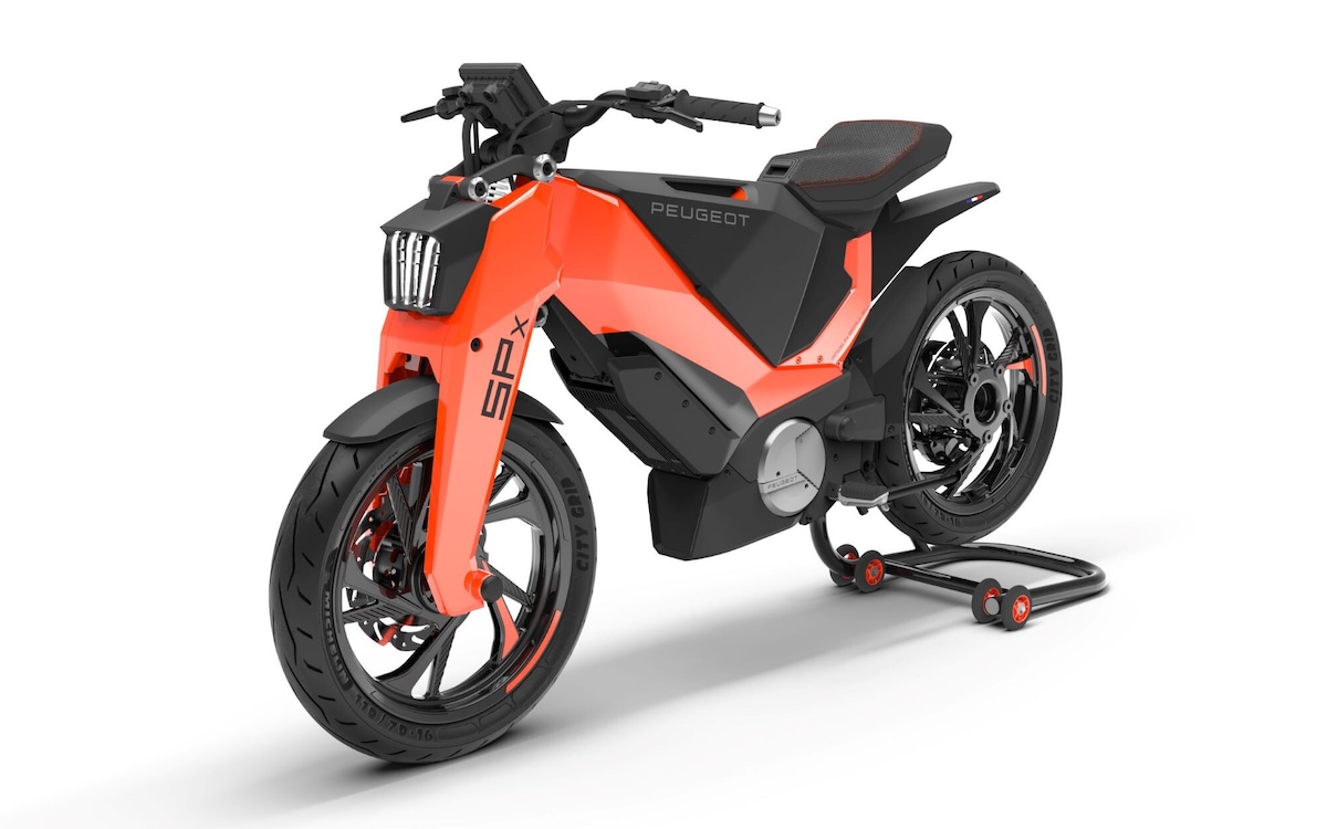Peugeot reinventa il tubone con il progetto elettrico SPx