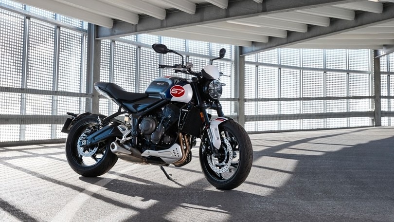 Triumph Trident 660 Triple Tribute: omaggio alla Slippery Sam