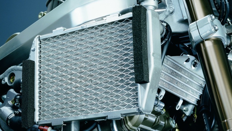 Pistoni, radiatori e basamenti: le varie soluzioni provate negli anni