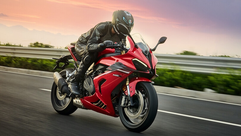 QJ spinge sul gas: arrivo in Italia per la sportiva SRK800RR