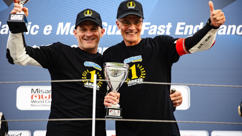 Moto Guzzi Fast Endurance, la sesta edizione va a Rota e Bellucci