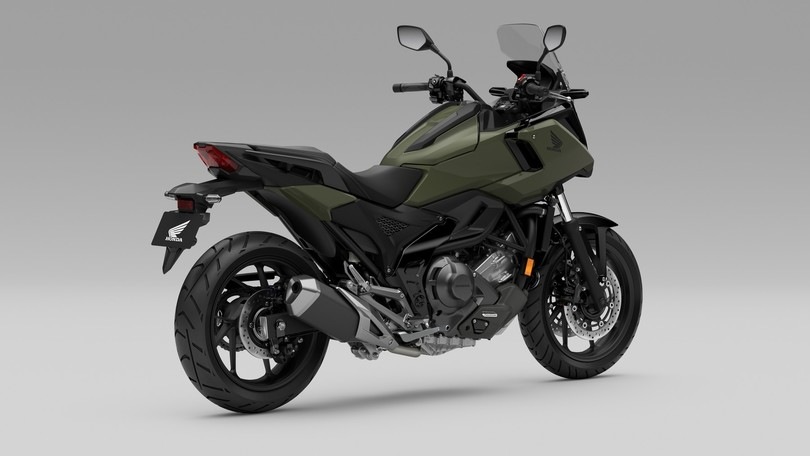 Honda NC750X 2025: la crossover intelligente si rinnova