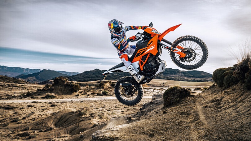 KTM, debuttano le nuove 125 Enduro R e 390 Enduro R
