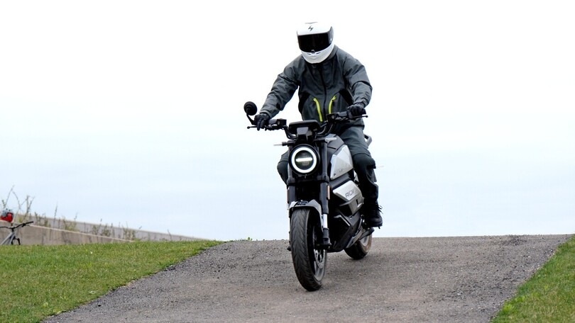 Test NIU RQi Sport 2025: elettrica smart per la città e oltre