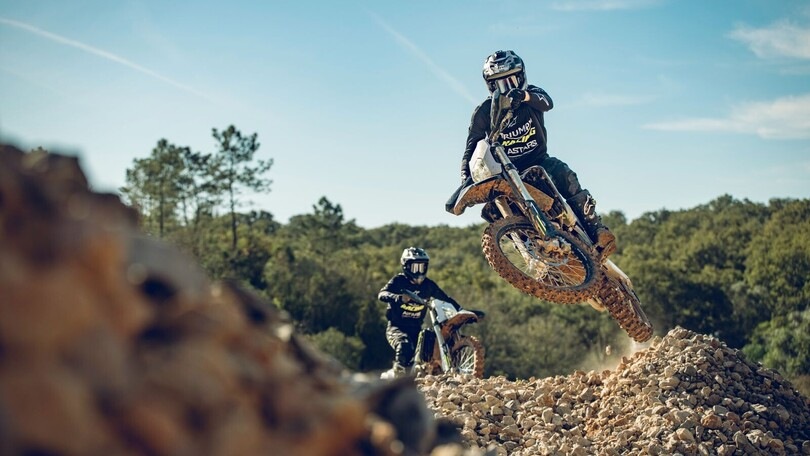 Triumph TF 250-E e TF 450-E: le foto
