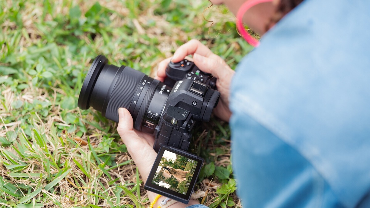 Nikon Z5II: Potenza e Versatilità per catturare i momenti migliori dei viaggi in moto