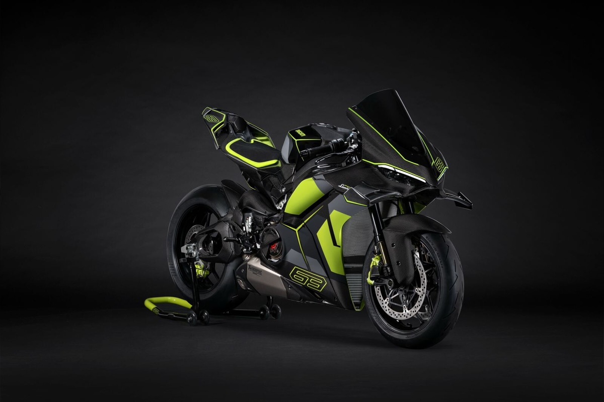 Ducati Panigale V4 Lamborghini, LE FOTO