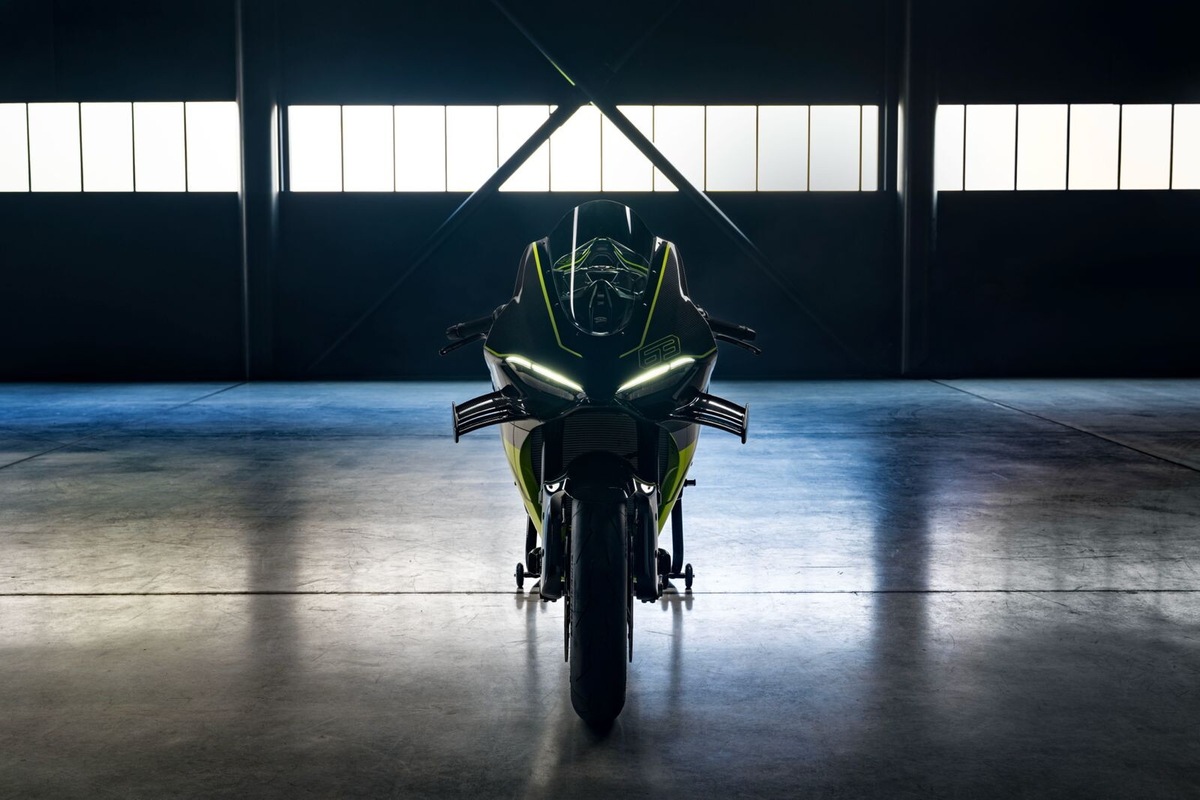 Ducati Panigale V4 Lamborghini, LE FOTO