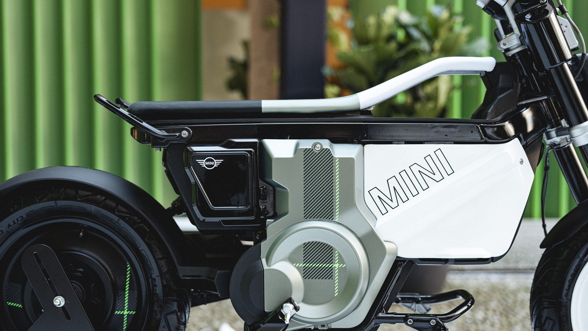 BMW, Design Week: le foto dell'installazione “Vibrant Transitions”: