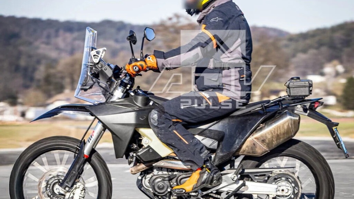 KTM sta preparando una 690 Adventure?