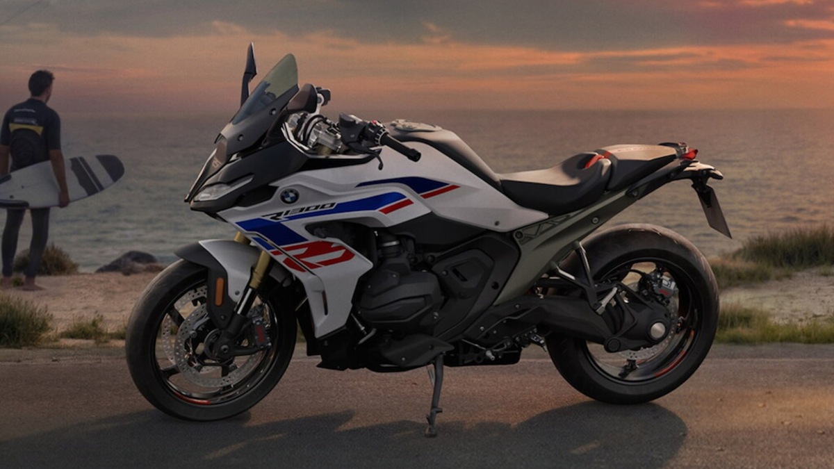 BMW, arriva la R 1300 RS: tante novità per la sport-tourer con motore boxer