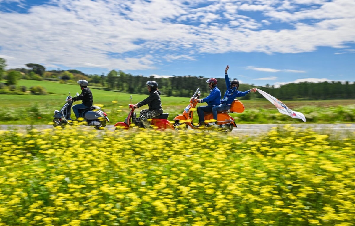 Vespa World Days 2025, al via dal 1 al 4 maggio in Spagna