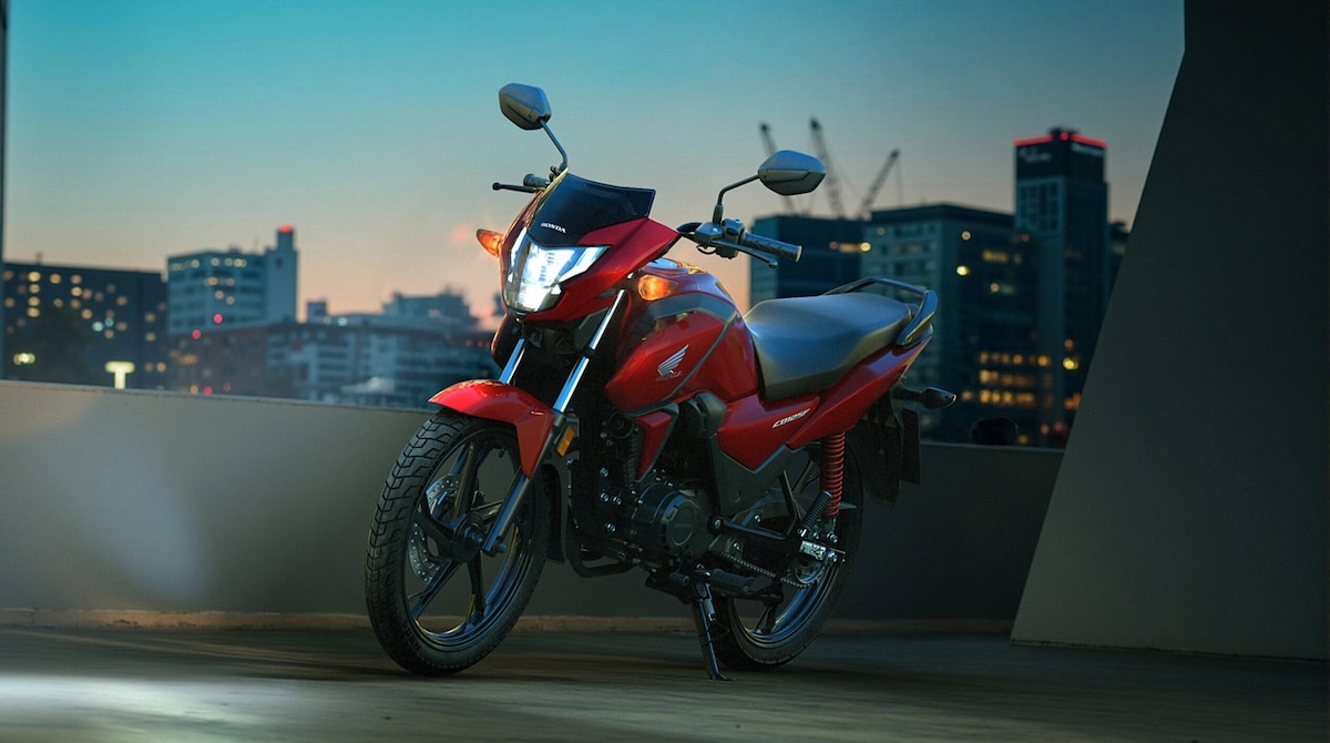 HONDA CB 125F 2026: LE FOTO