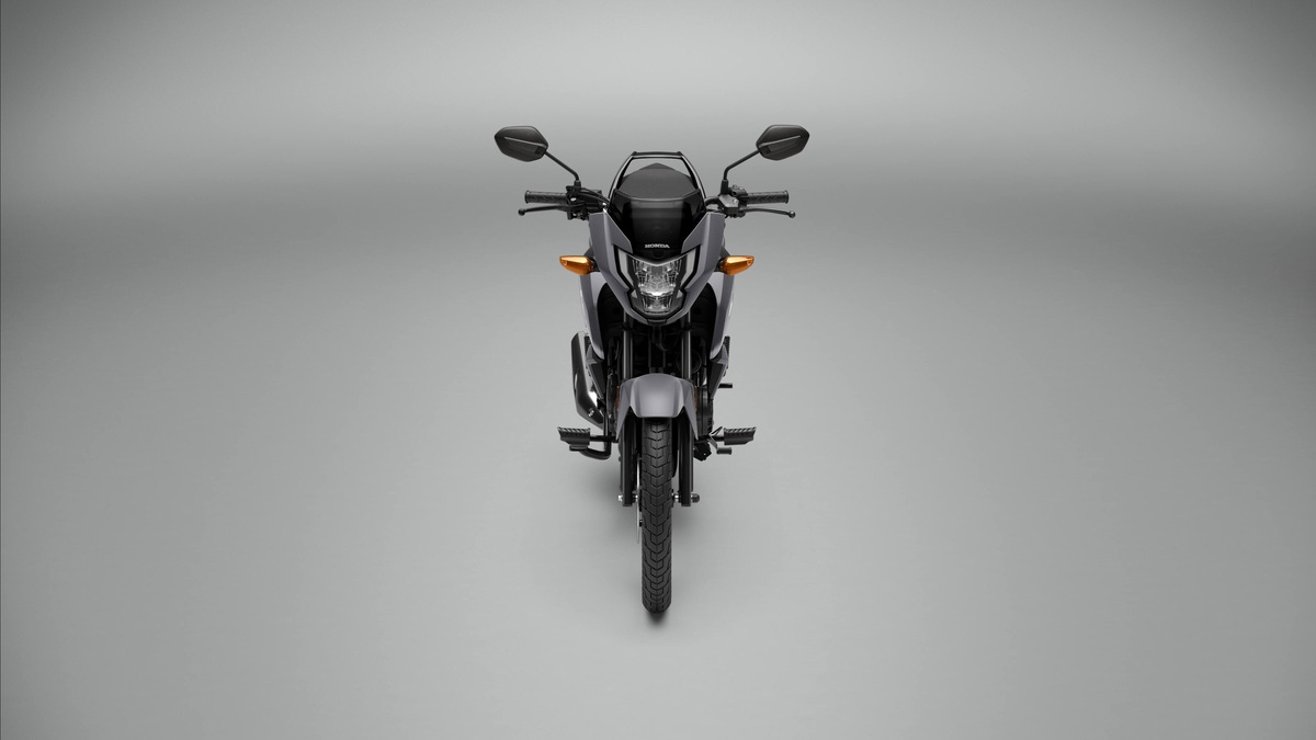 HONDA CB 125F 2026: LE FOTO