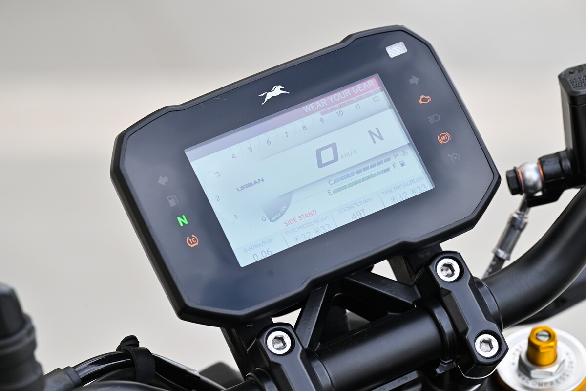 TVS RTR 310 BT0: le foto del test