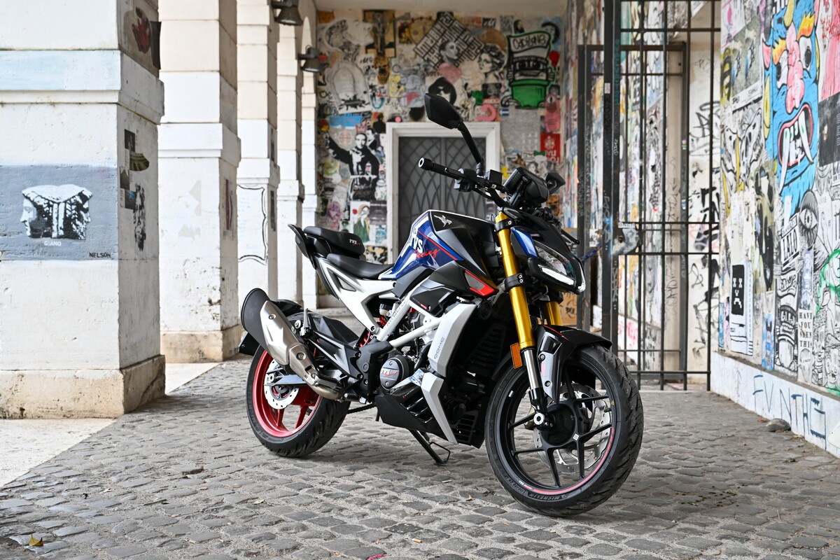 TVS RTR 310 BT0: le foto del test